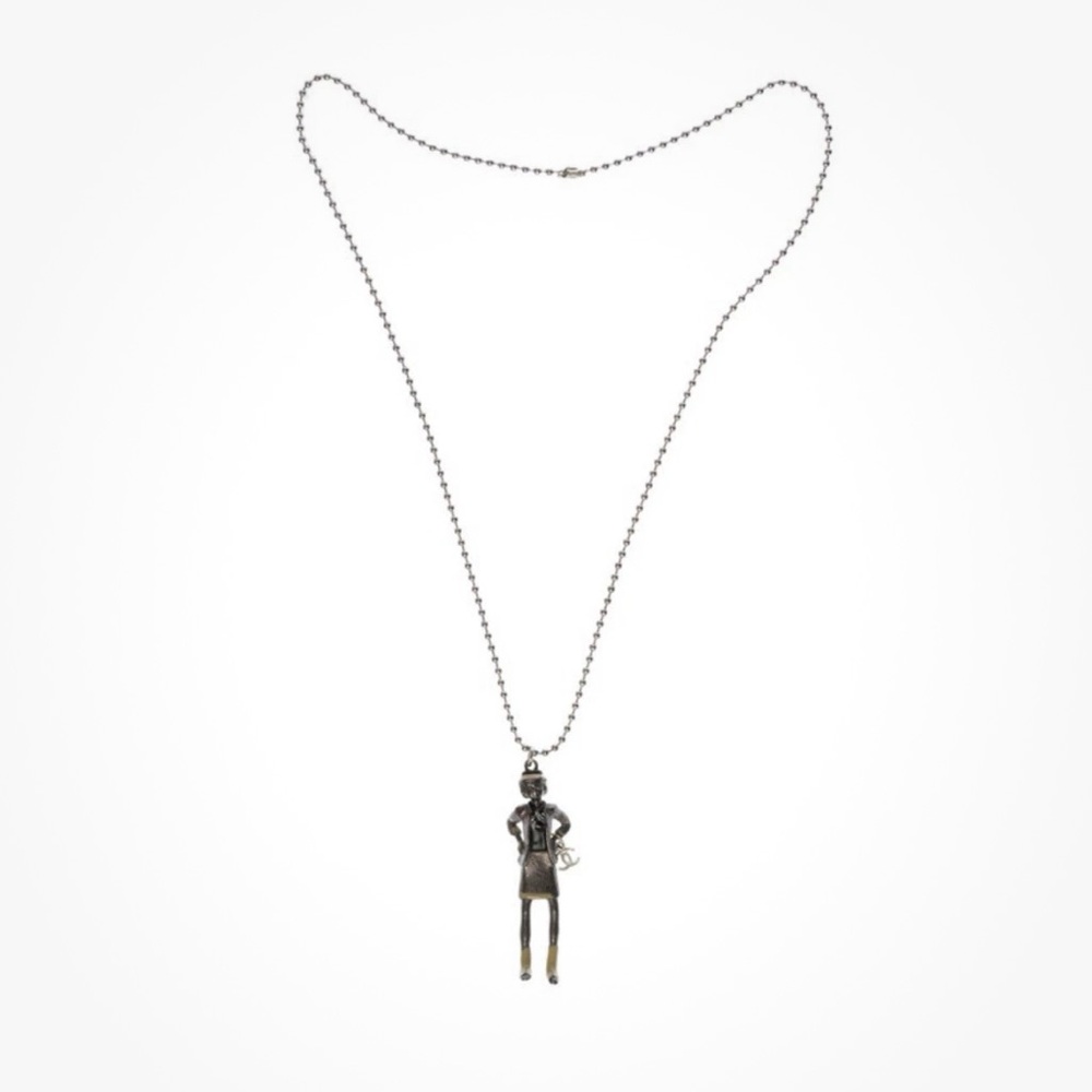Chanel RARE Mademoiselle Doll
Silver and Black Pendant
Necklace

Serial Ref: 02A